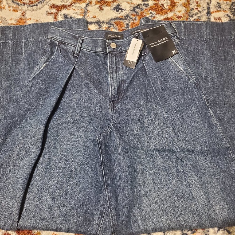 Women's Jeans *NEW*